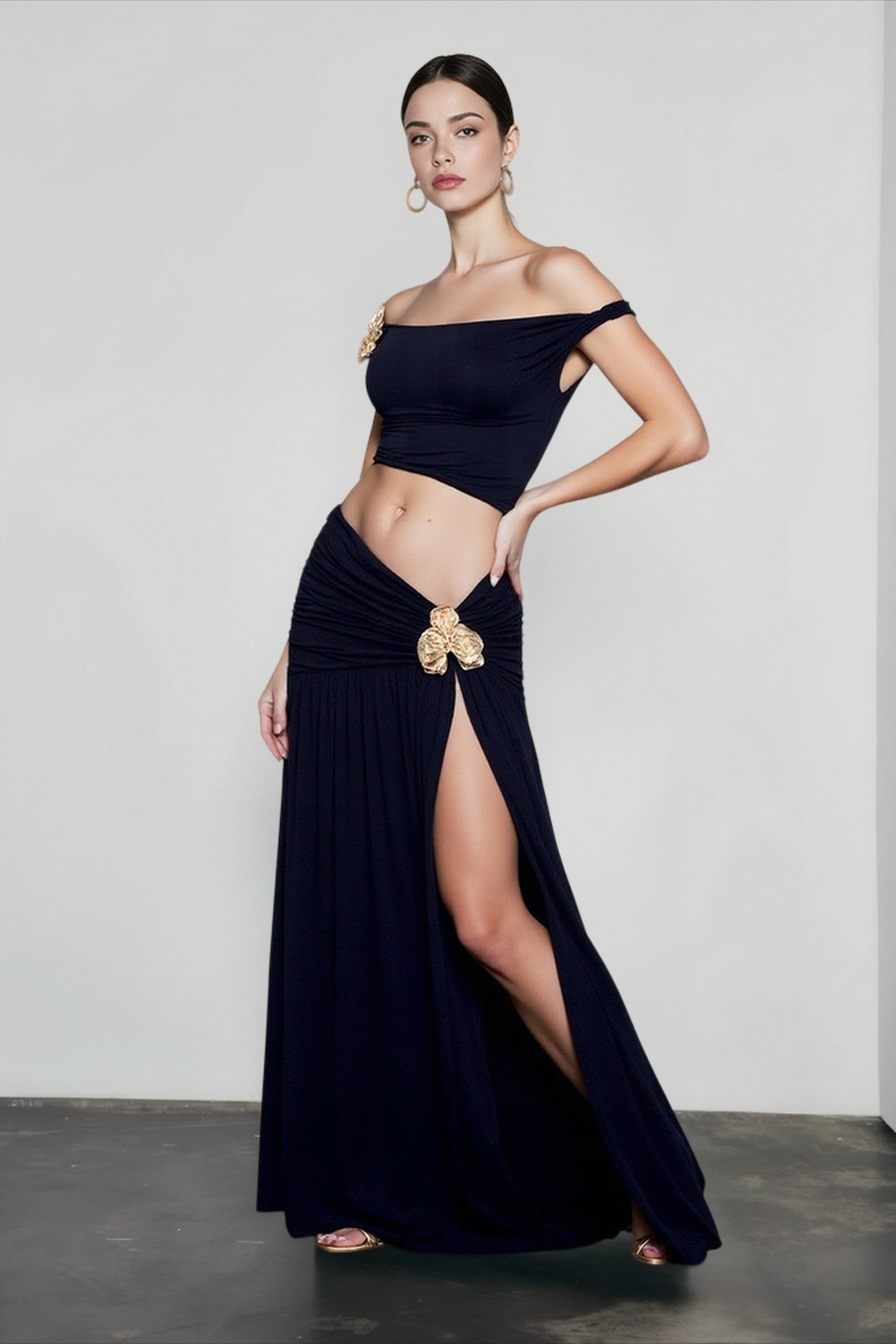 Off shoulder ruched crop vacation set