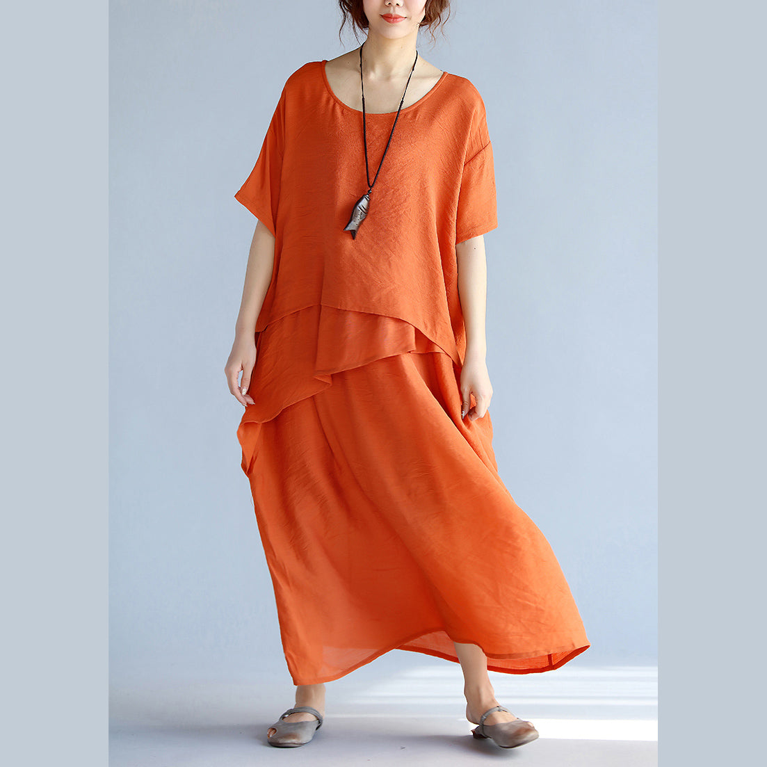 Well Tailored Dress with a Graceful Silhouette