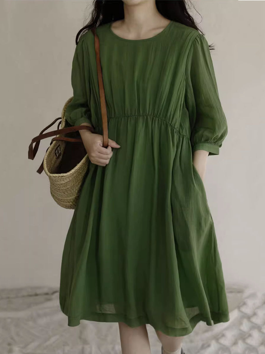 Classic Vintage Dress with a Flattering Fit