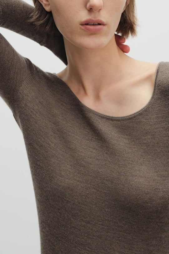 Soft Wool Seamless Multi-Neck Slim Knit Base Layer
