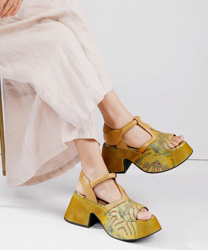 Chic Orthopedic Sandals with Unique Design