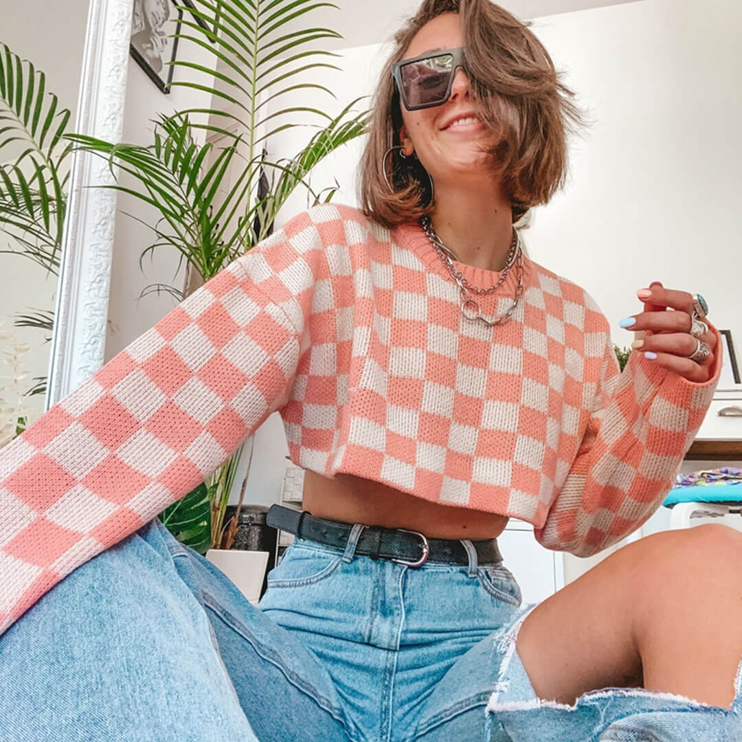Pink Crew Neck Checkerboard Pattern Long Sleeve Cropped Sweater