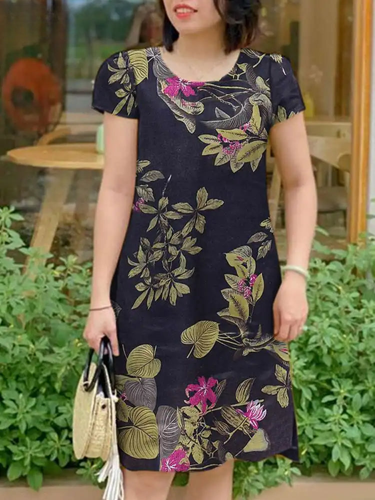 Vintage Short Sleeve Floral Holiday Floral Dress