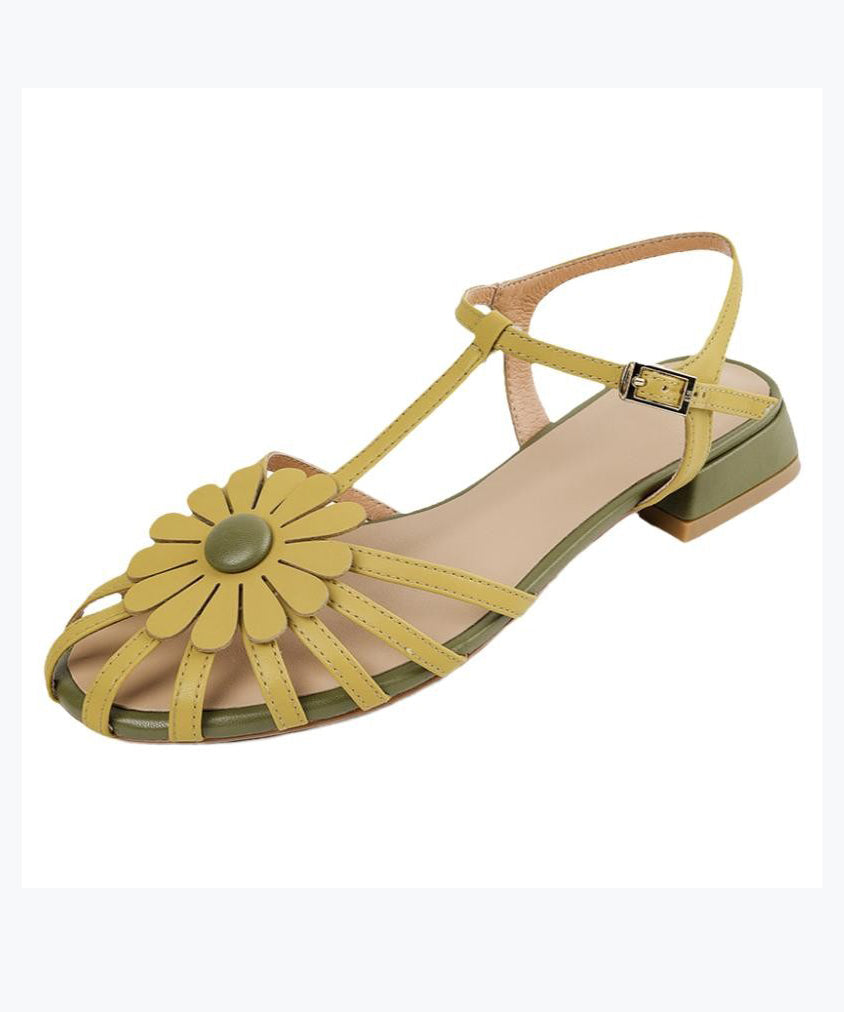 Graceful Orthopedic Sandals for Modern Look