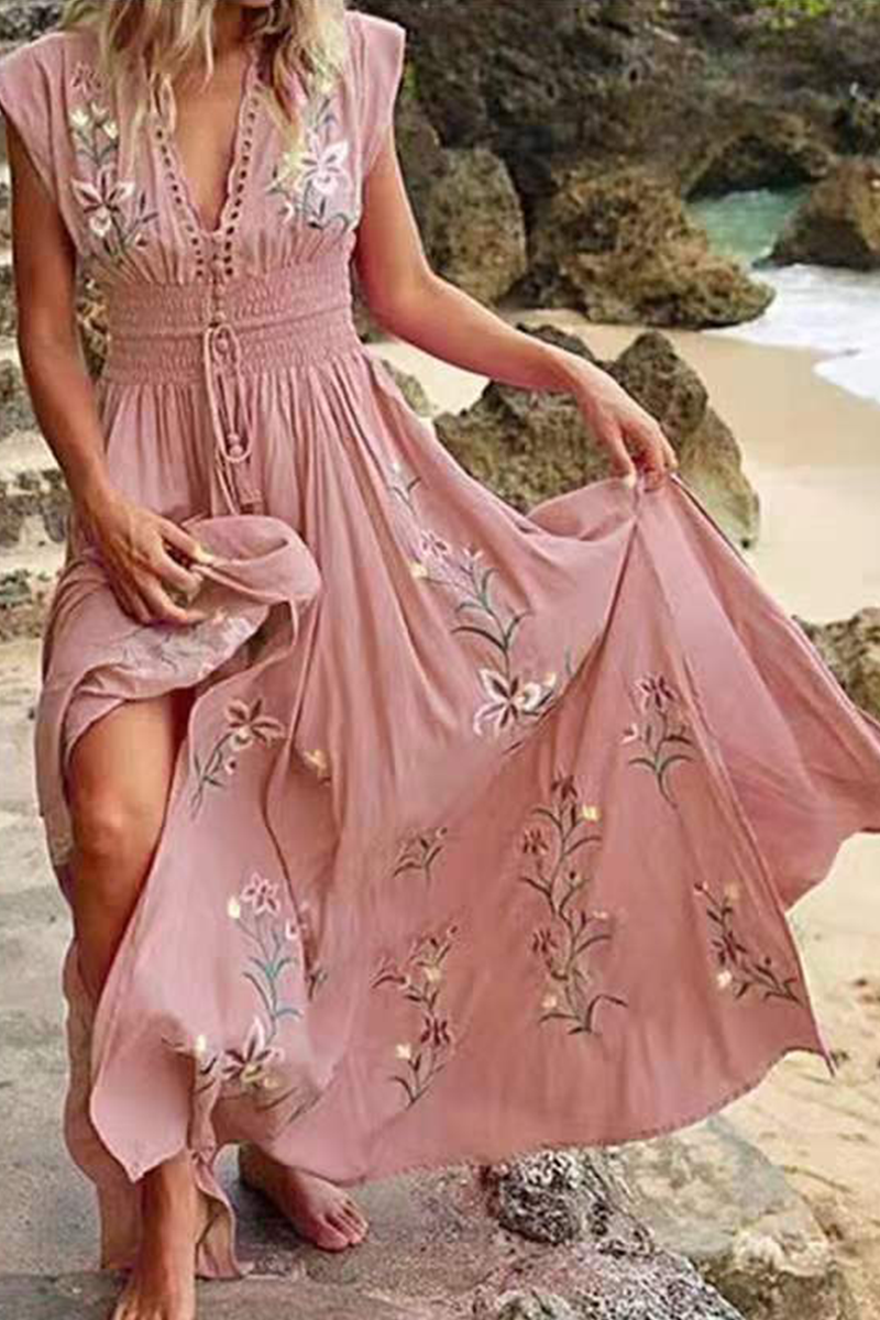 Classic Vintage & Enduringly Stylish Dress