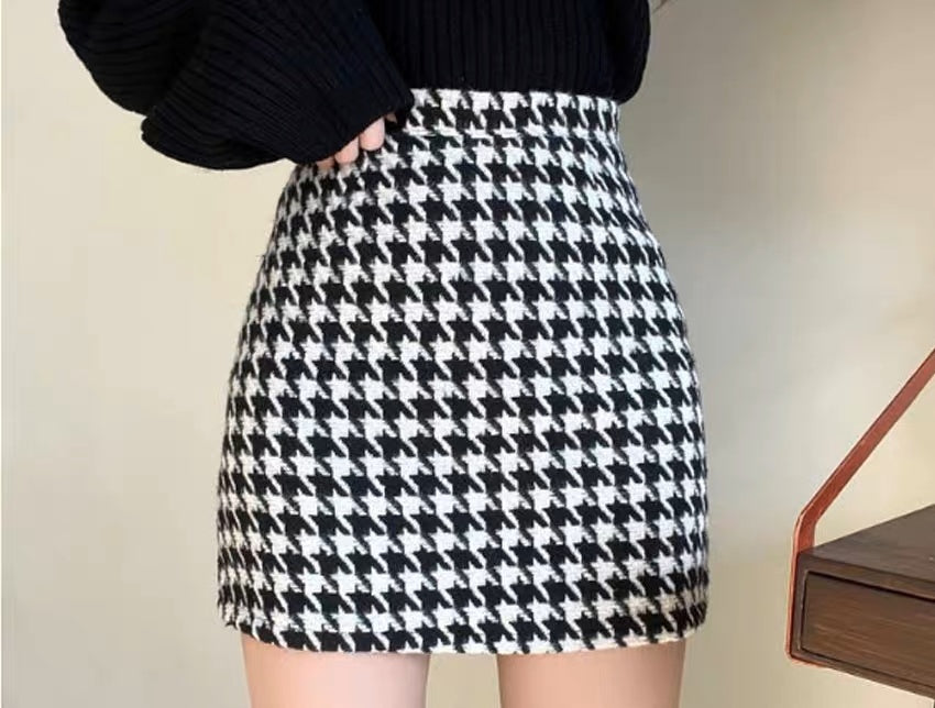 Houndstooth Mini Skirt