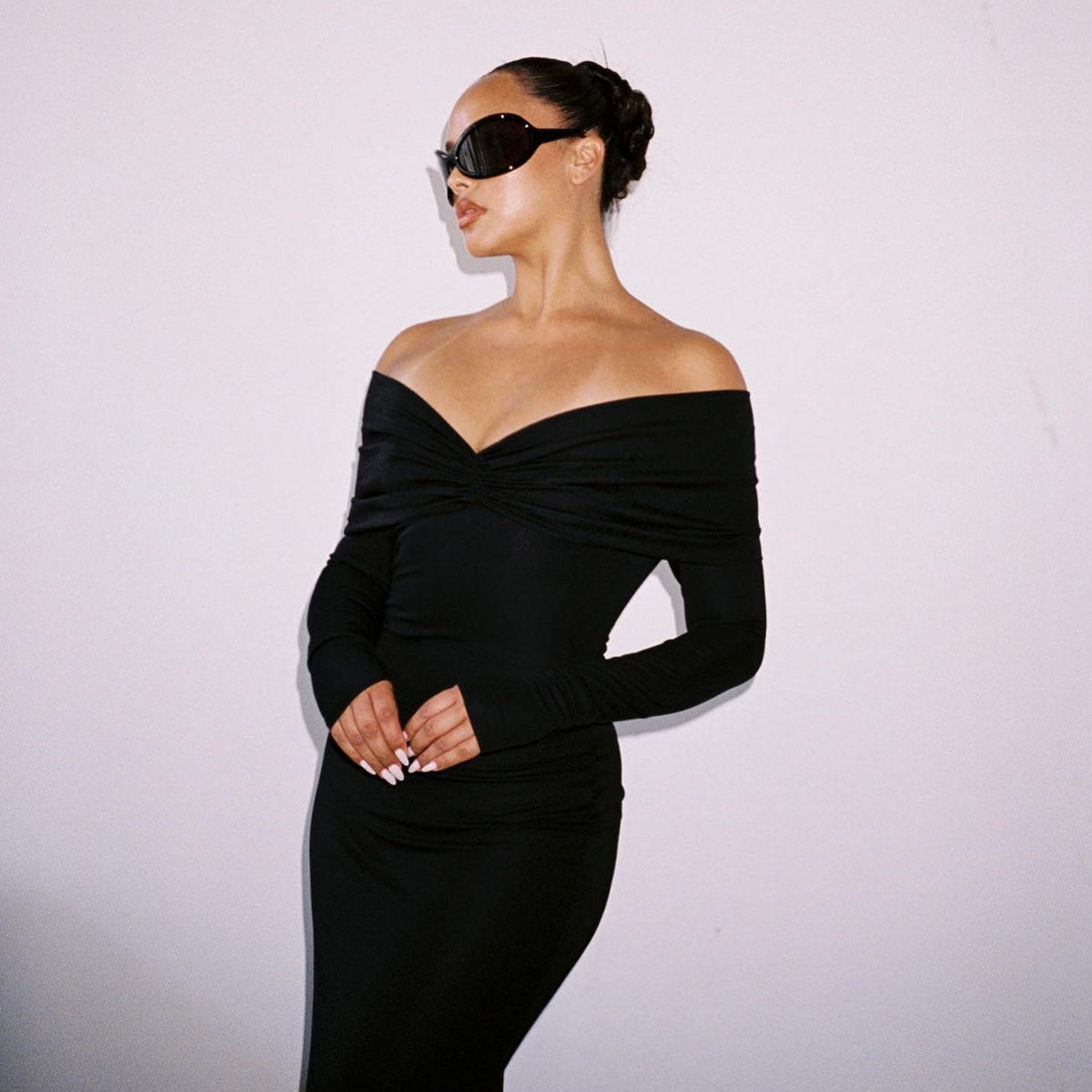 Off-Shoulder Twist Front Long Sleeve Ruched Bodycon Maxi Dress