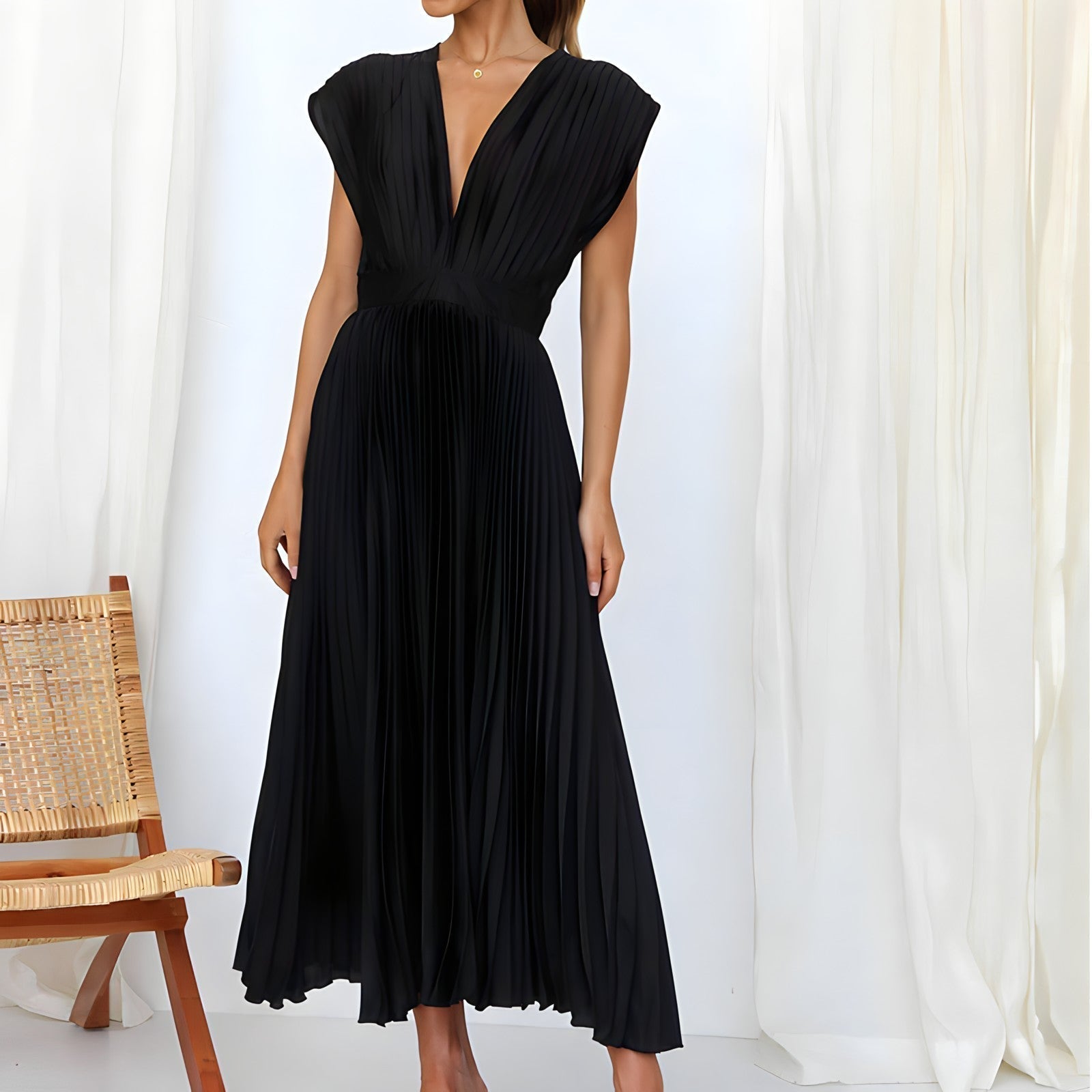 Manuela Chic Dress Designer Edit