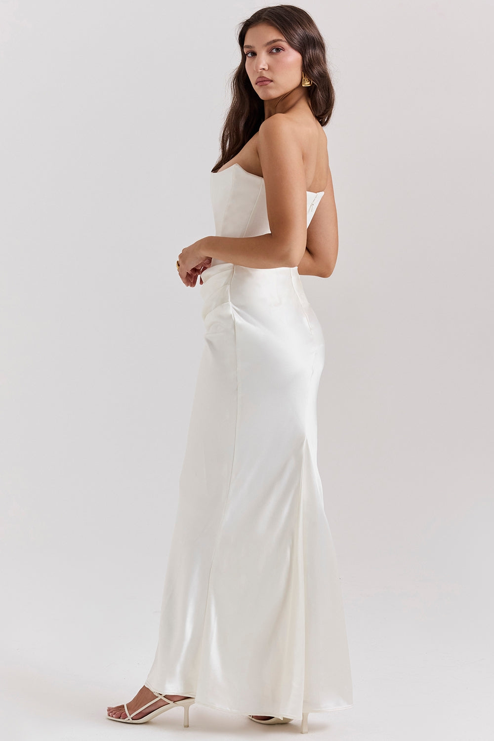 Virginia Boutique Luxury Maxi Dress Chic Silhouette Collection