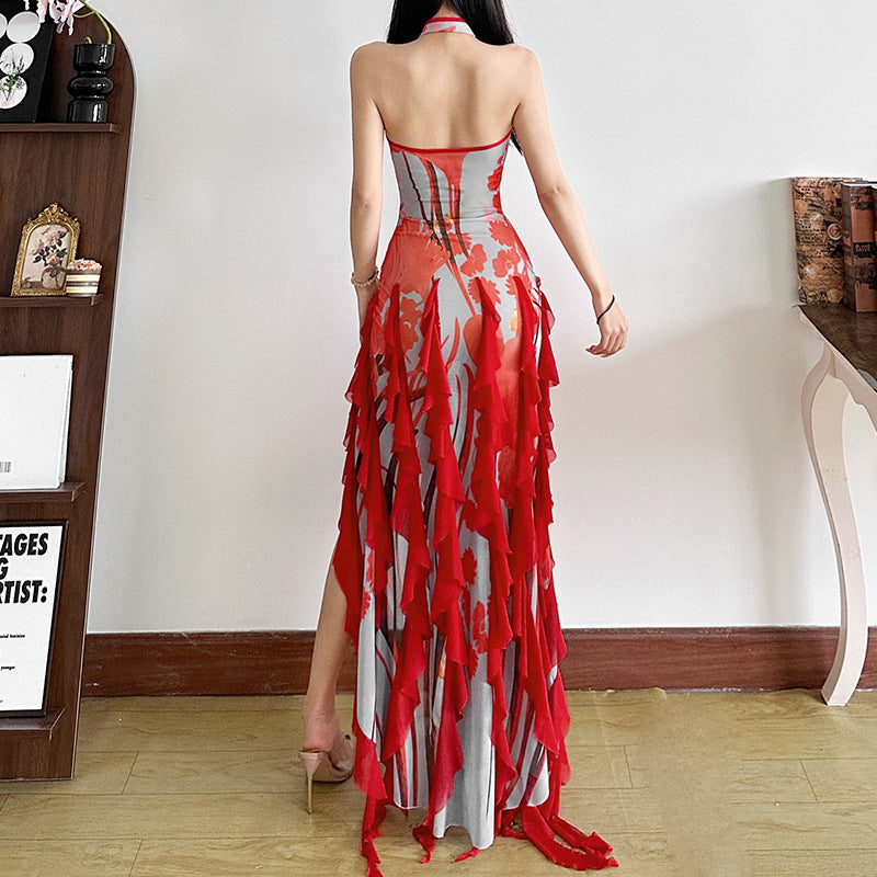 Neck-Baring Backless Dress