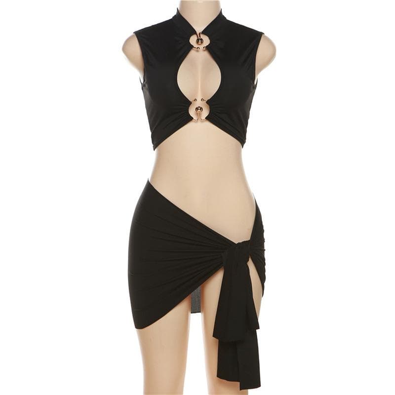 Sleeveless o ring self tie hollow out solid mini dress