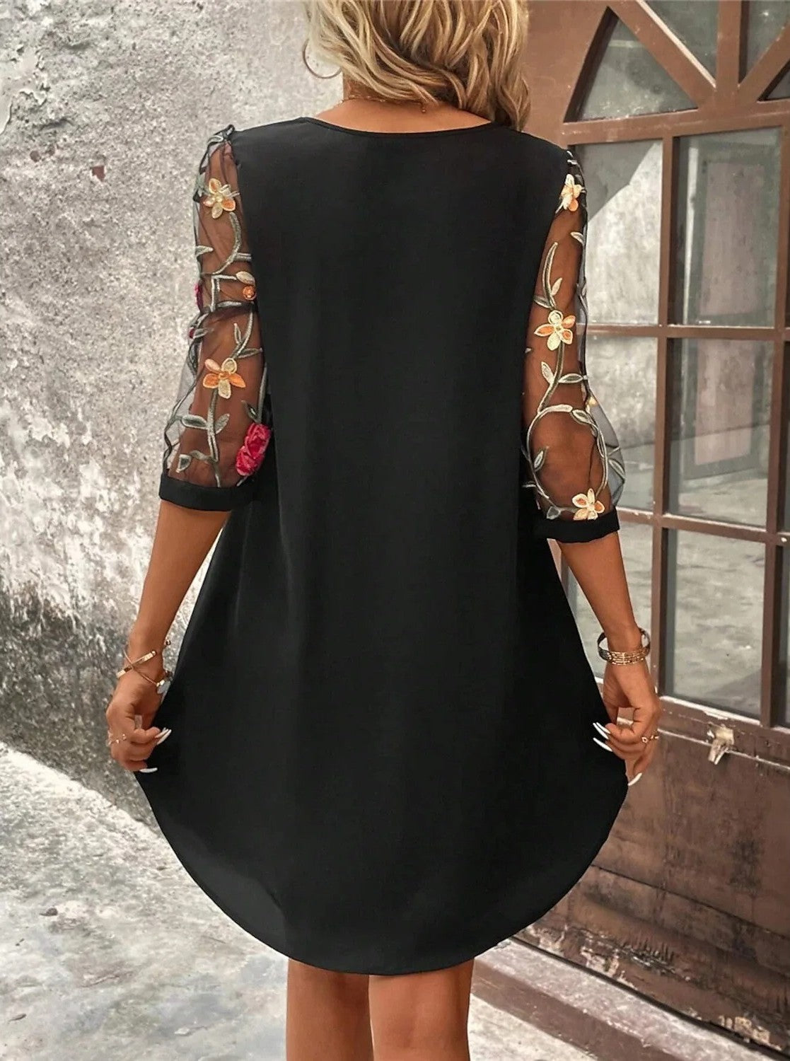 Round Neck Keyhole Floral Embroidered Mesh Sleeve Shift Mini Dress 3