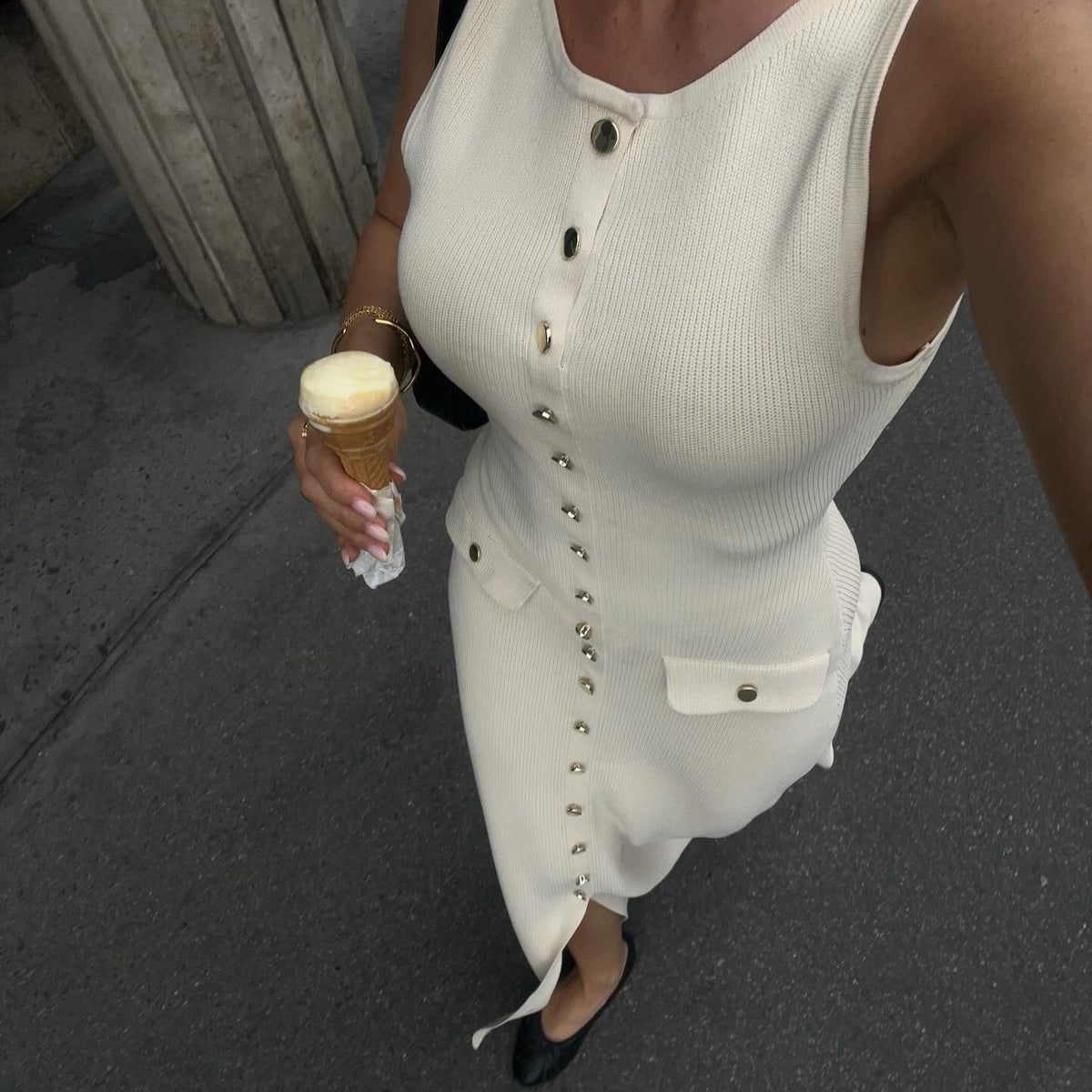 Scoop Neck Sleeveless Button Front Ribbed Knit Maxi Dress 2