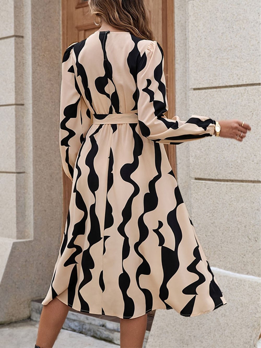 Multi Abstract Wave Print Crew Neck Tie Waist A-Line Midi Dress 2