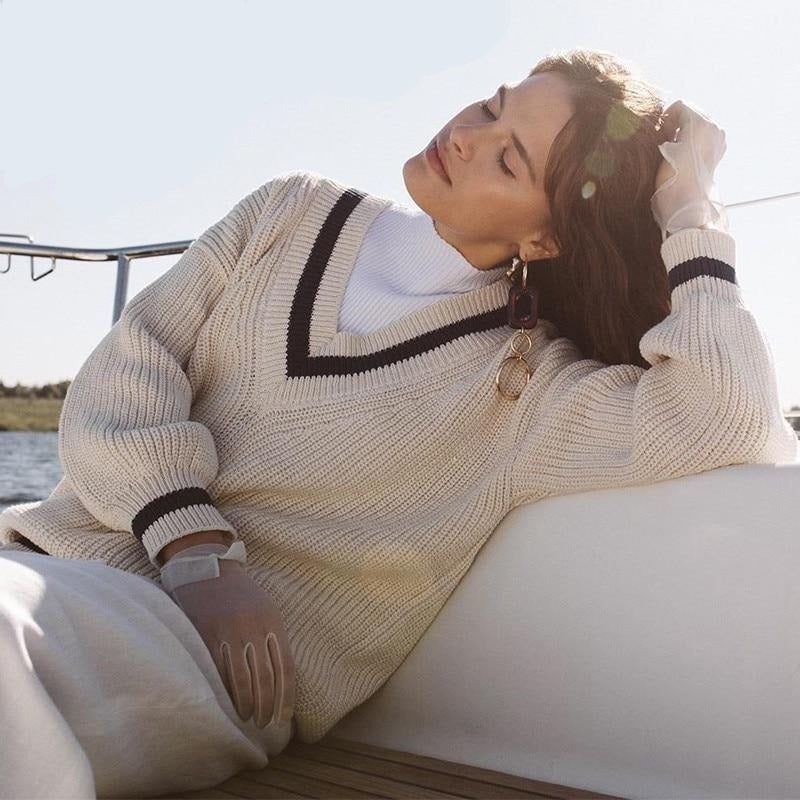 V-Neck Contrast Stripe Ribbed Knit Oversized Sweater 5