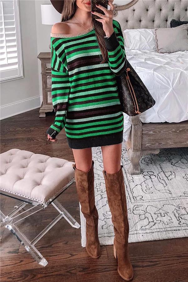 Vanesa Modern And Comfortable Dress with Relaxed Fit and Streetwear Style