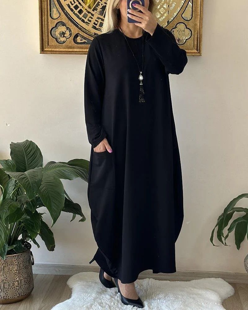 Tamara Timeless Dress with a Round Neckline Boutique Collection
