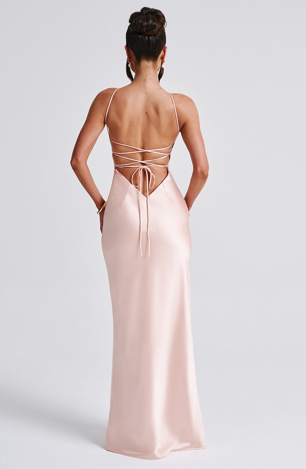 Dayana Exclusive Maxi Dress Peach Evening Wear Edit