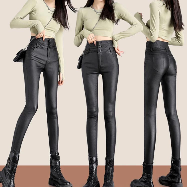 3-button quilted matte leather leggings