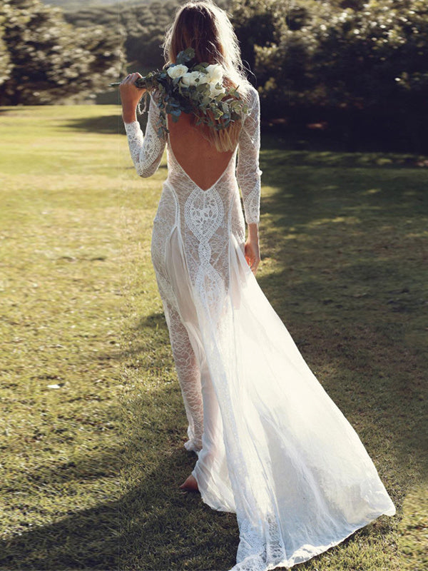 Romantic Lace Halter Floorlength Wedding Dress