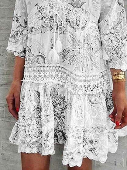V Neck Printed Three Quarter Sleeve Casual Dress