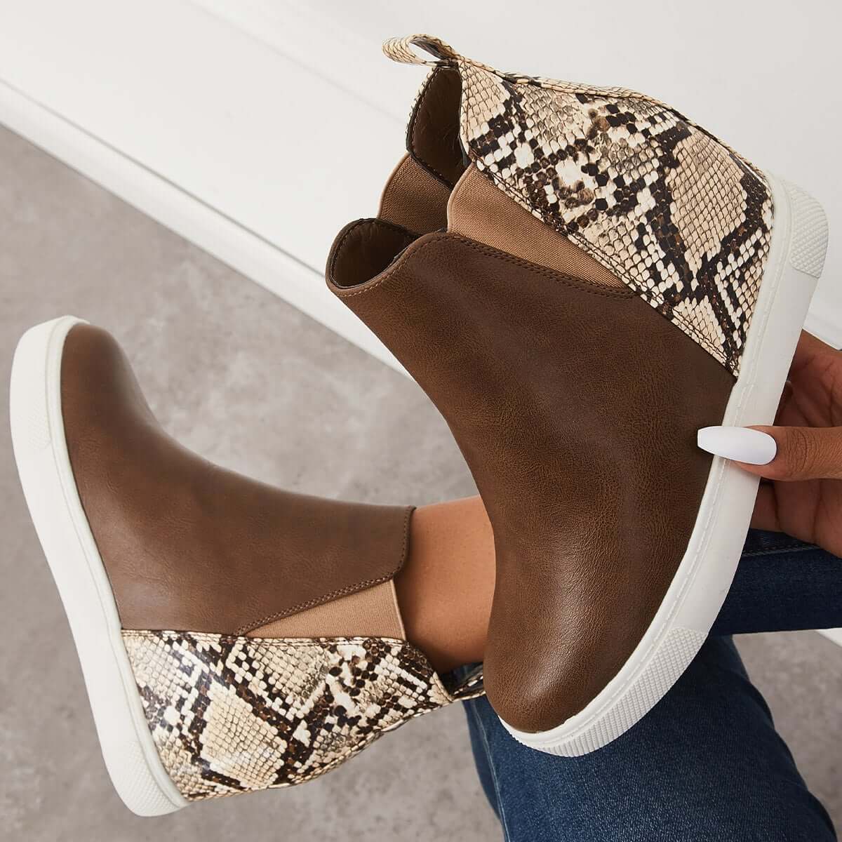 Chic Orthopedic Sneakers with Unique Design