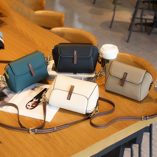 WLight luxury soft leather trendy and versatile crossbody bag