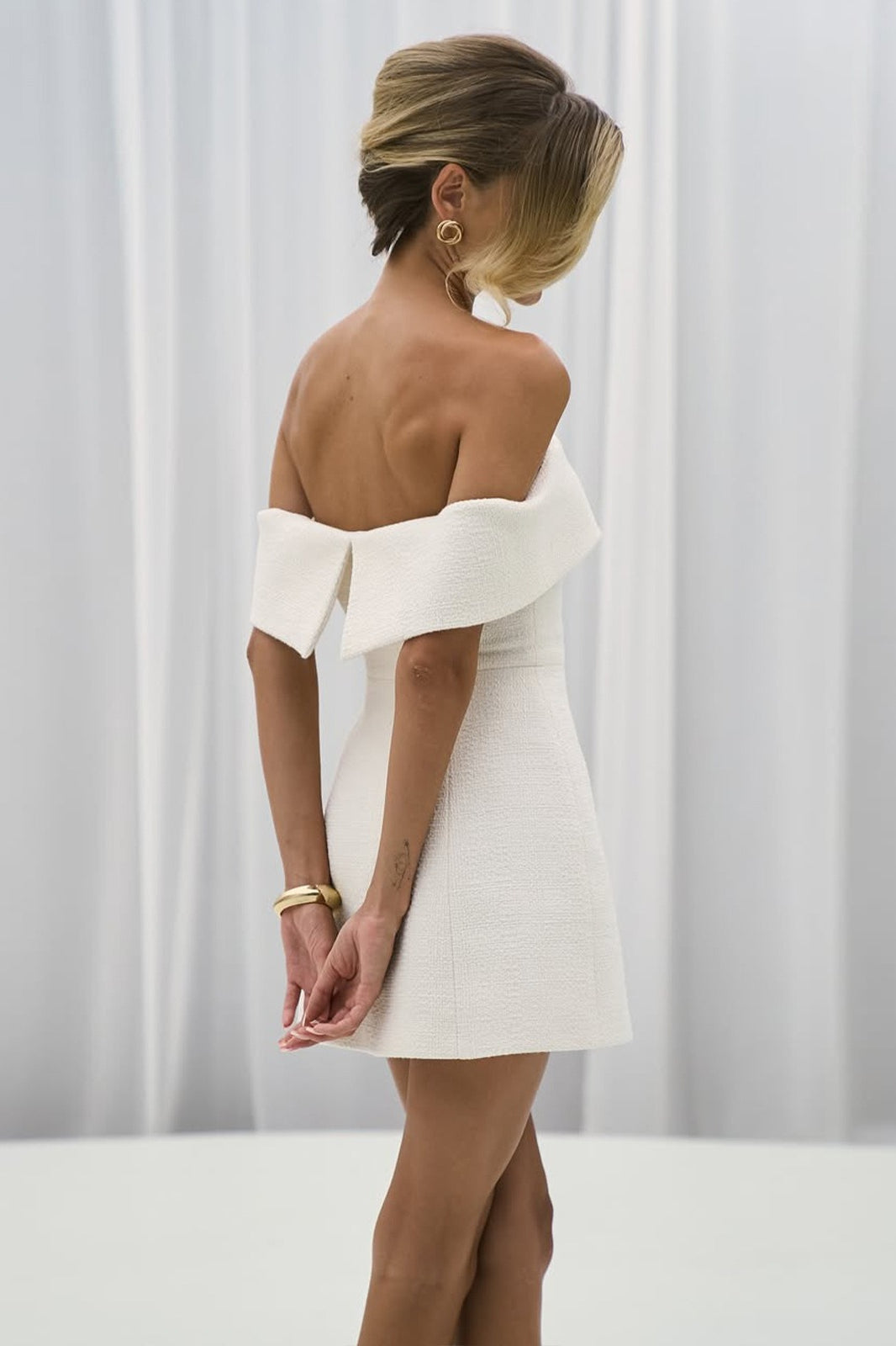 Sexy Backless Off-Shoulder Solid Bodycon Party Dress