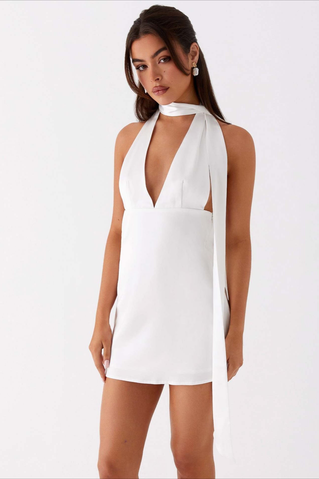 Deep V Backless Ribbon Dress 14