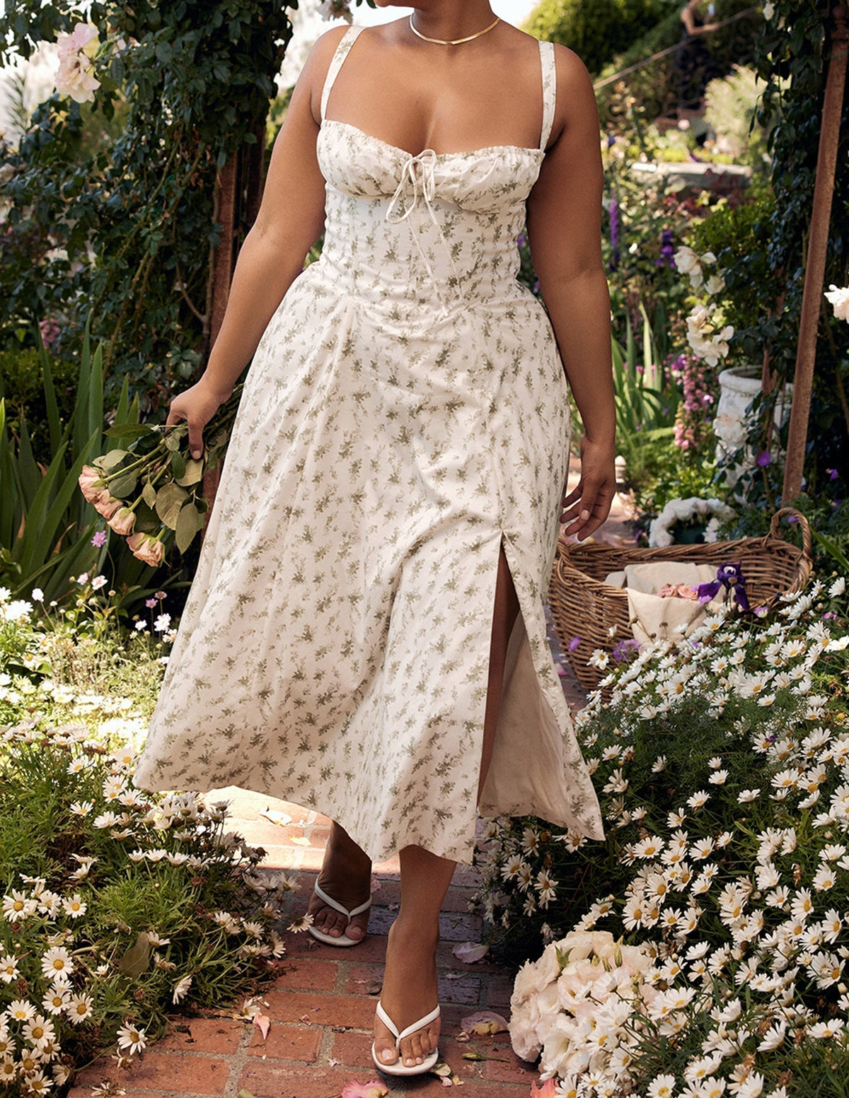 Sweetheart Neck Floral Print Corset Strap High Slit Midi Dress 9