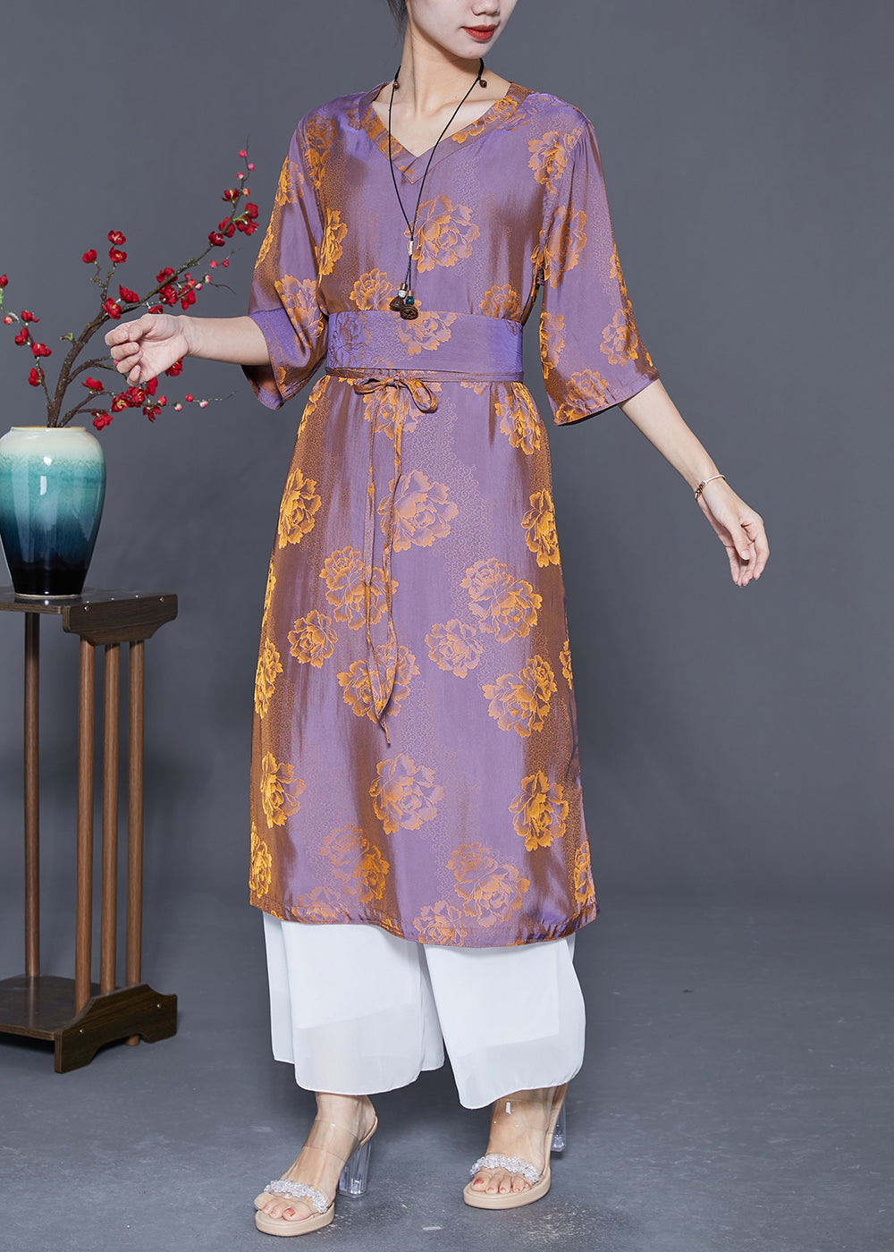 Well Tailored Dress with a Graceful Silhouette