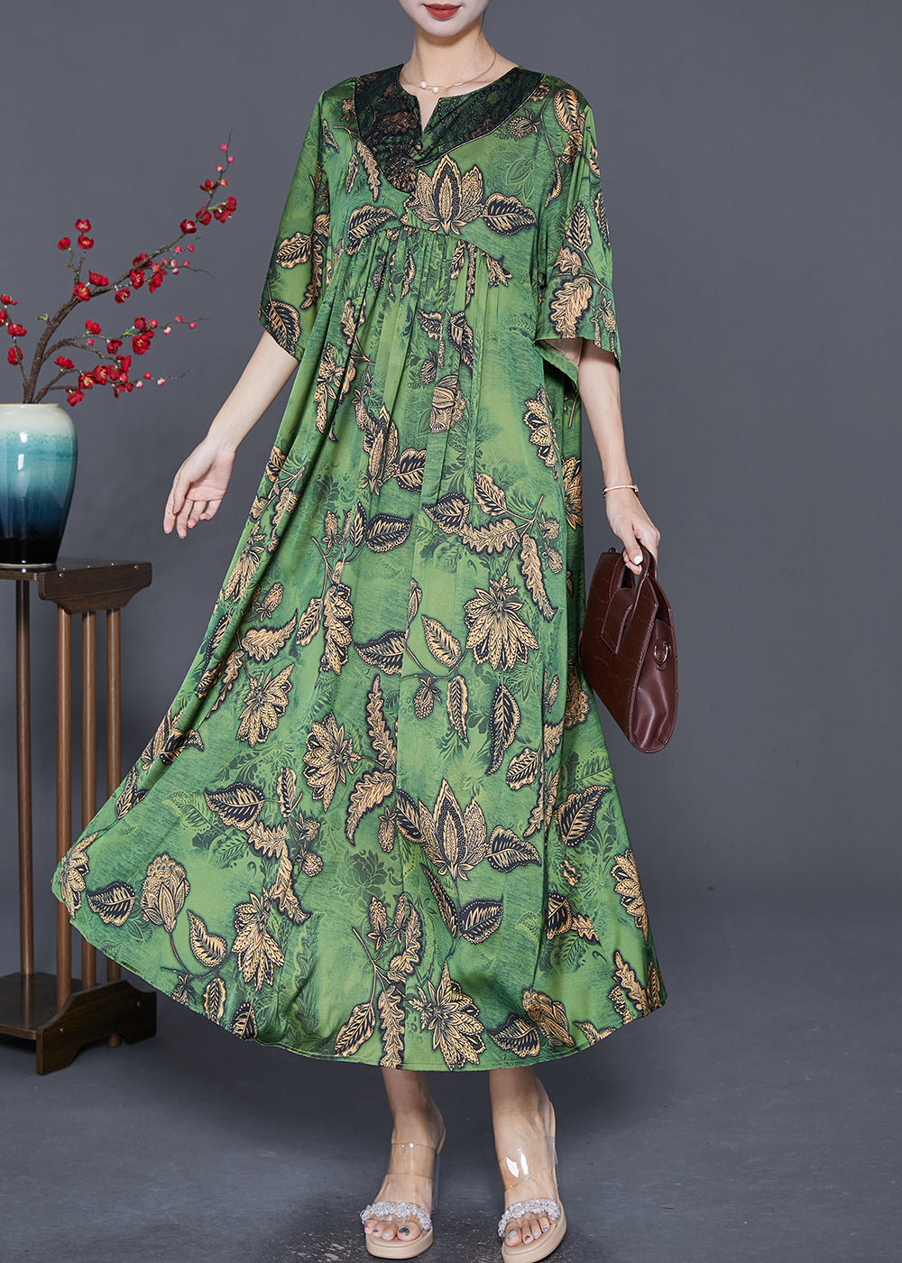 Polished Dress with an Effortless Classic Look