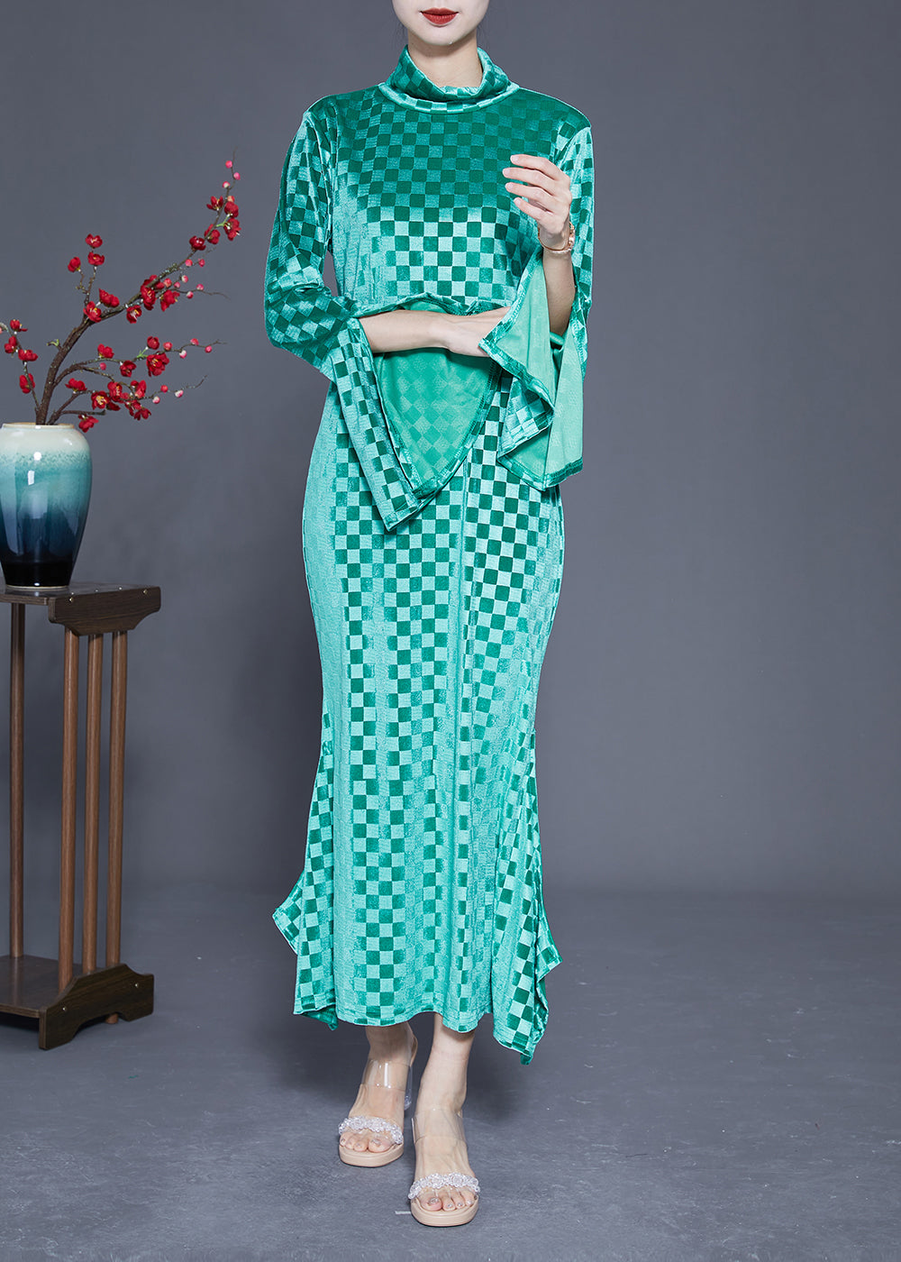 Polished Dress with an Effortless Classic Look