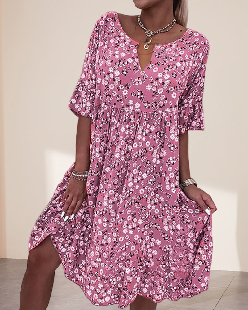 Victoria Aesthetic Half Sleeved Dress Made of Floral Cotton Material Chic Silhouette Collection
