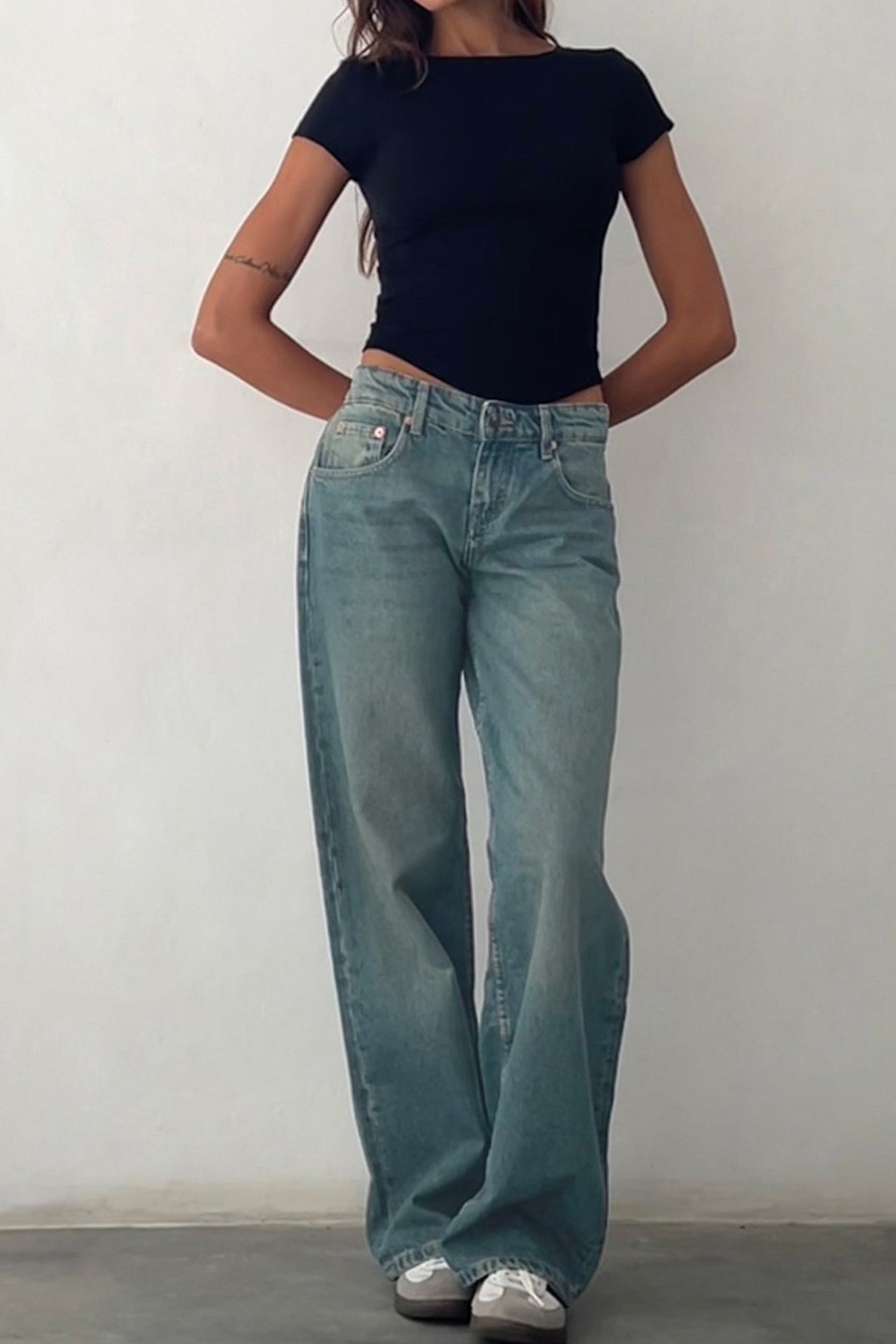 Classic Relaxed Fit Straight Leg Jeans