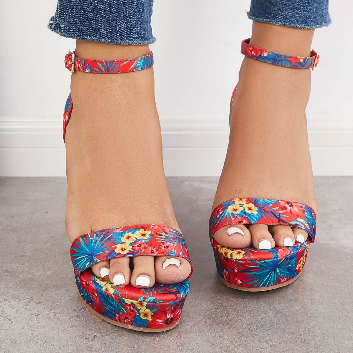 Elegant Orthopedic Sandals for Every Step