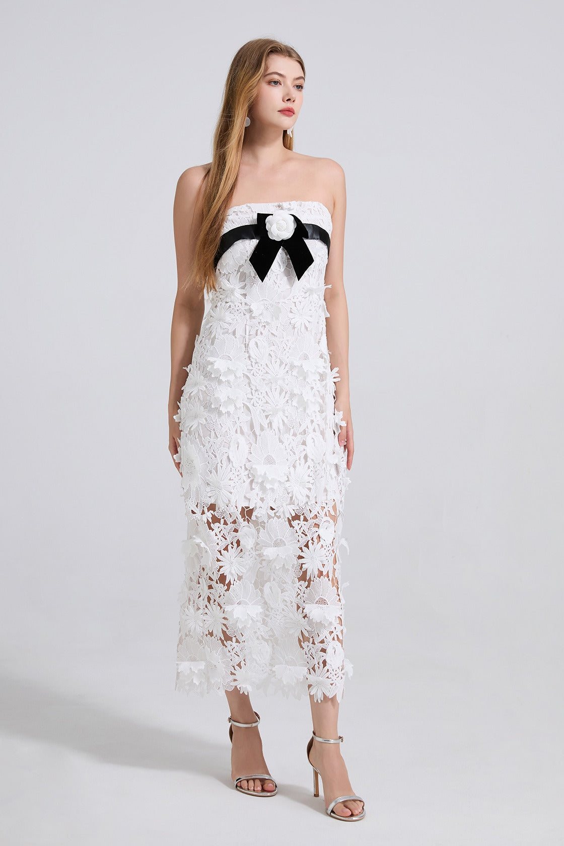 Heavy Lace 3D Embroidery Strapless Camellia Prom Dress