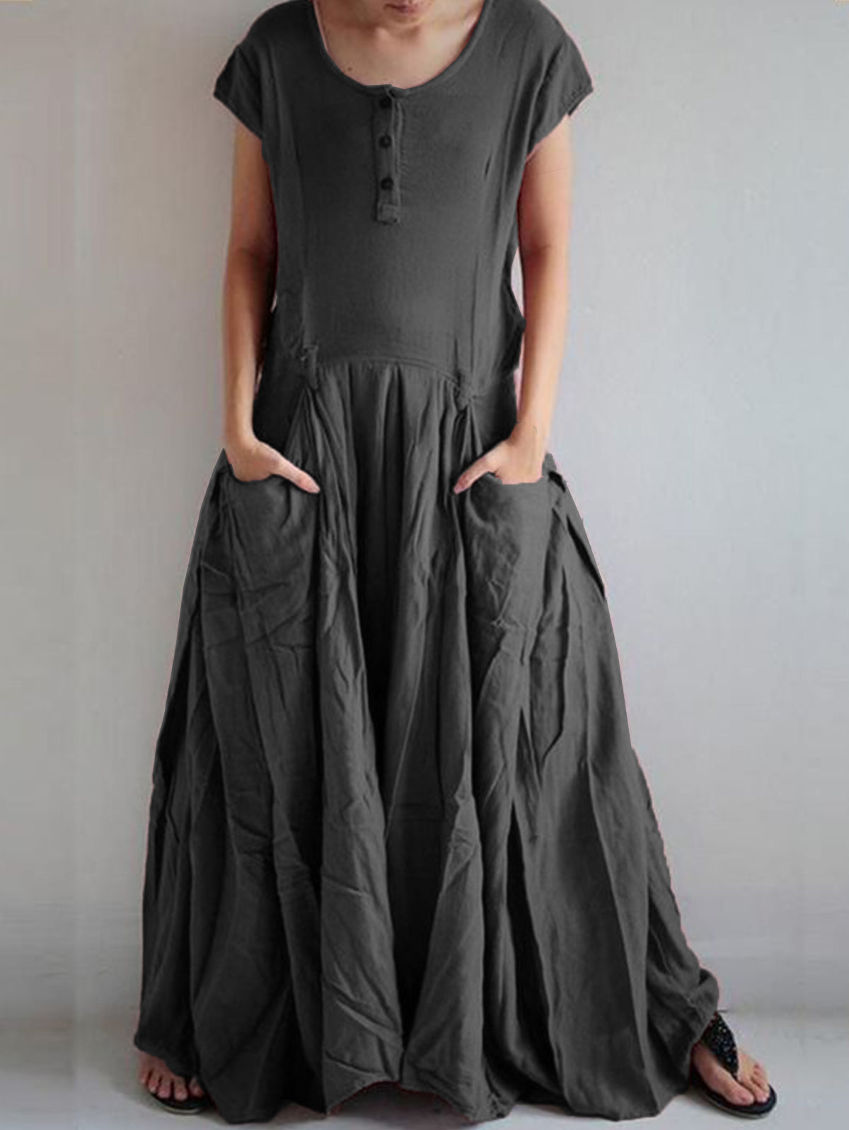 Gracefully Styled Dress for Any Occasion