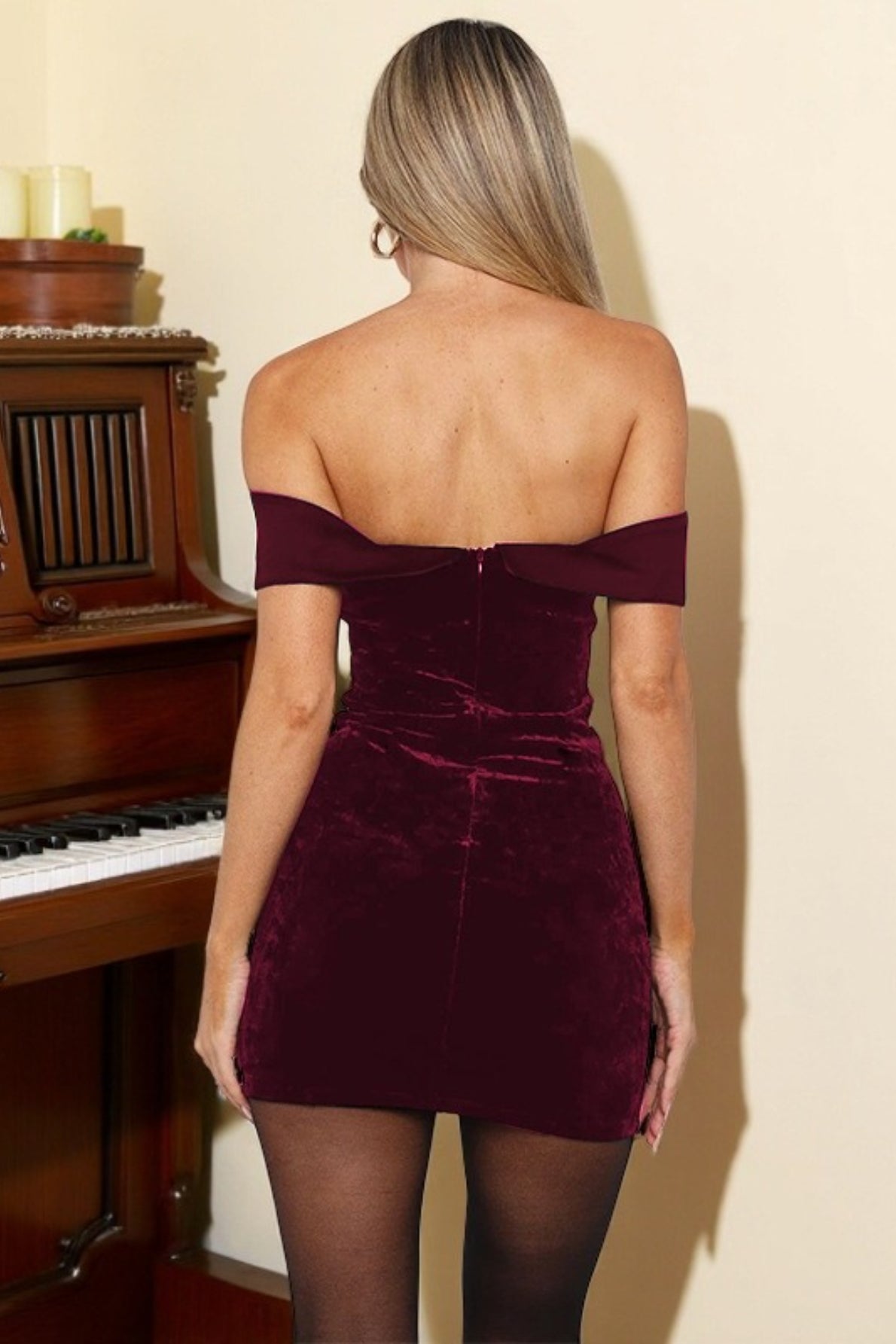 Burgundy Off Shoulder Backless Velvet Bodycon Mini Dress 3
