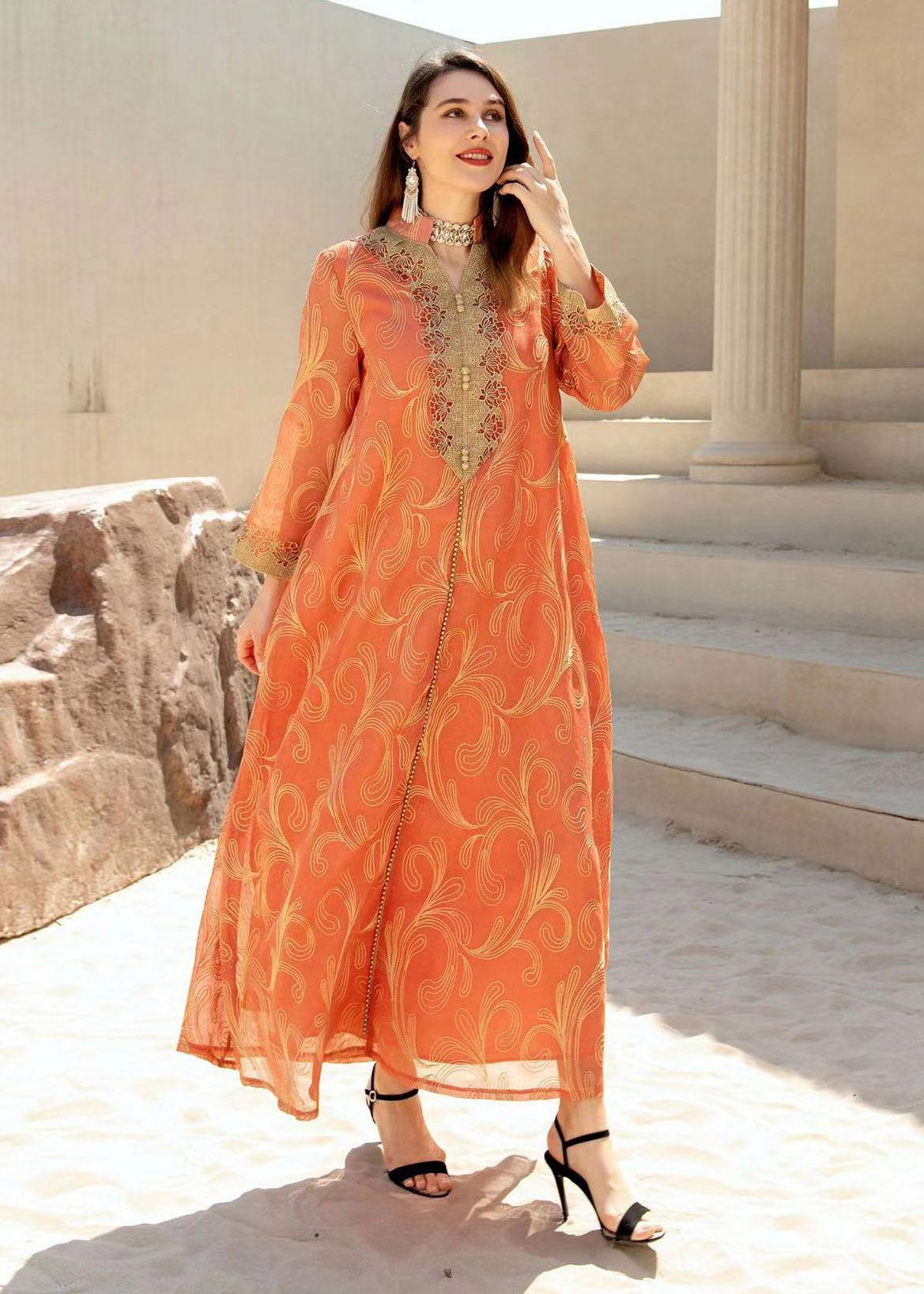 Gracefully Styled Dress for Any Occasion