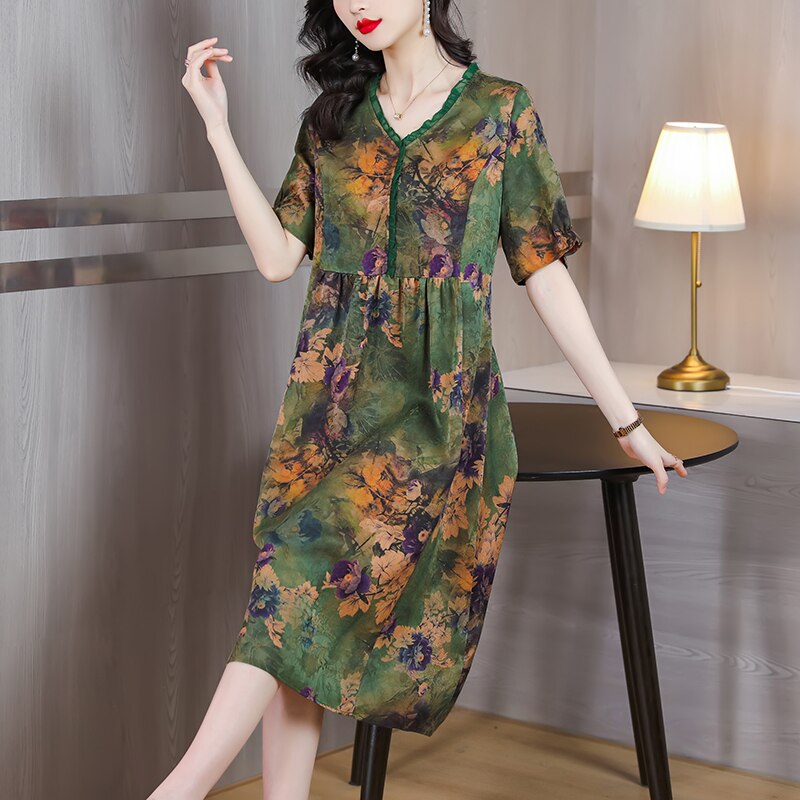 Gracefully Styled Dress for Any Occasion