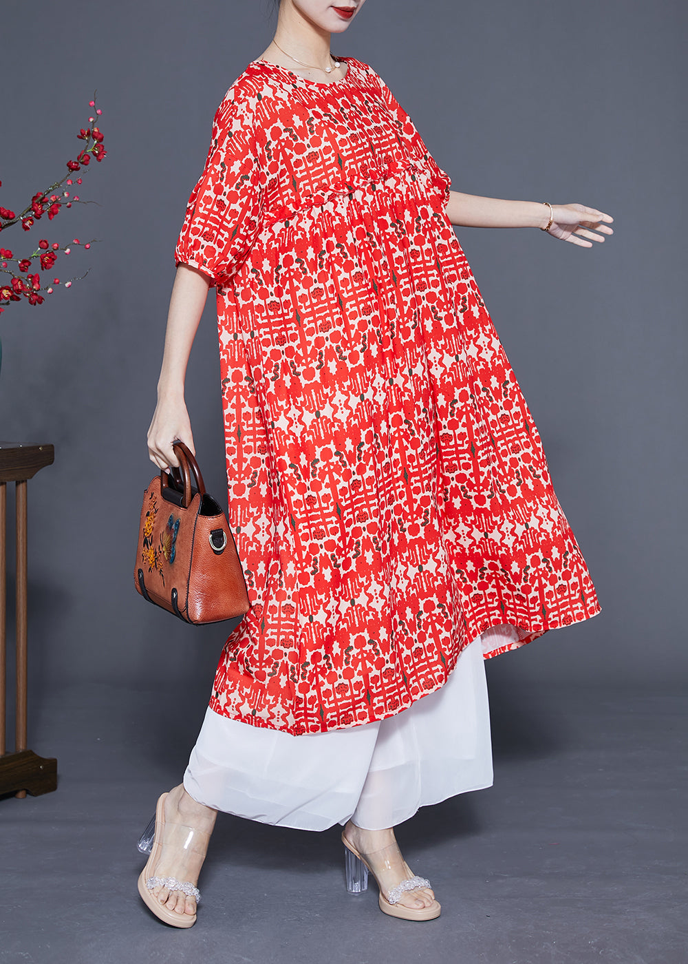 Classic Vintage Dress with a Flattering Fit