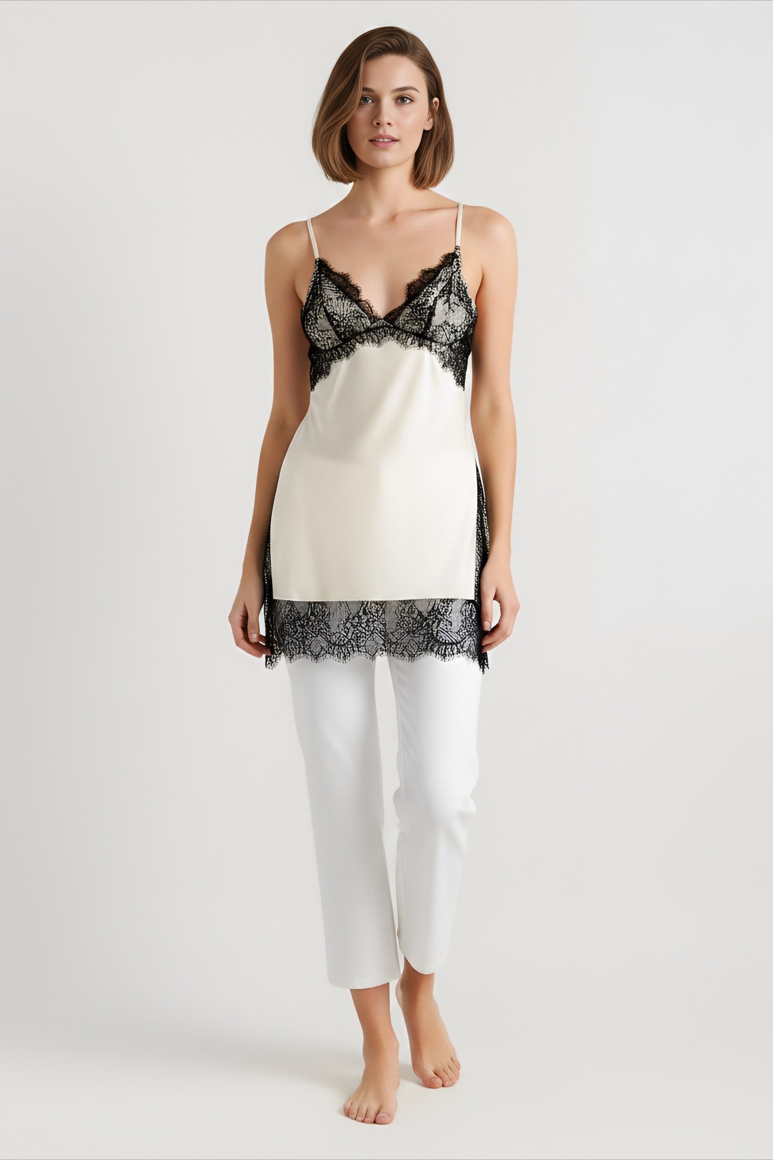 Lace panel slim fit cami top