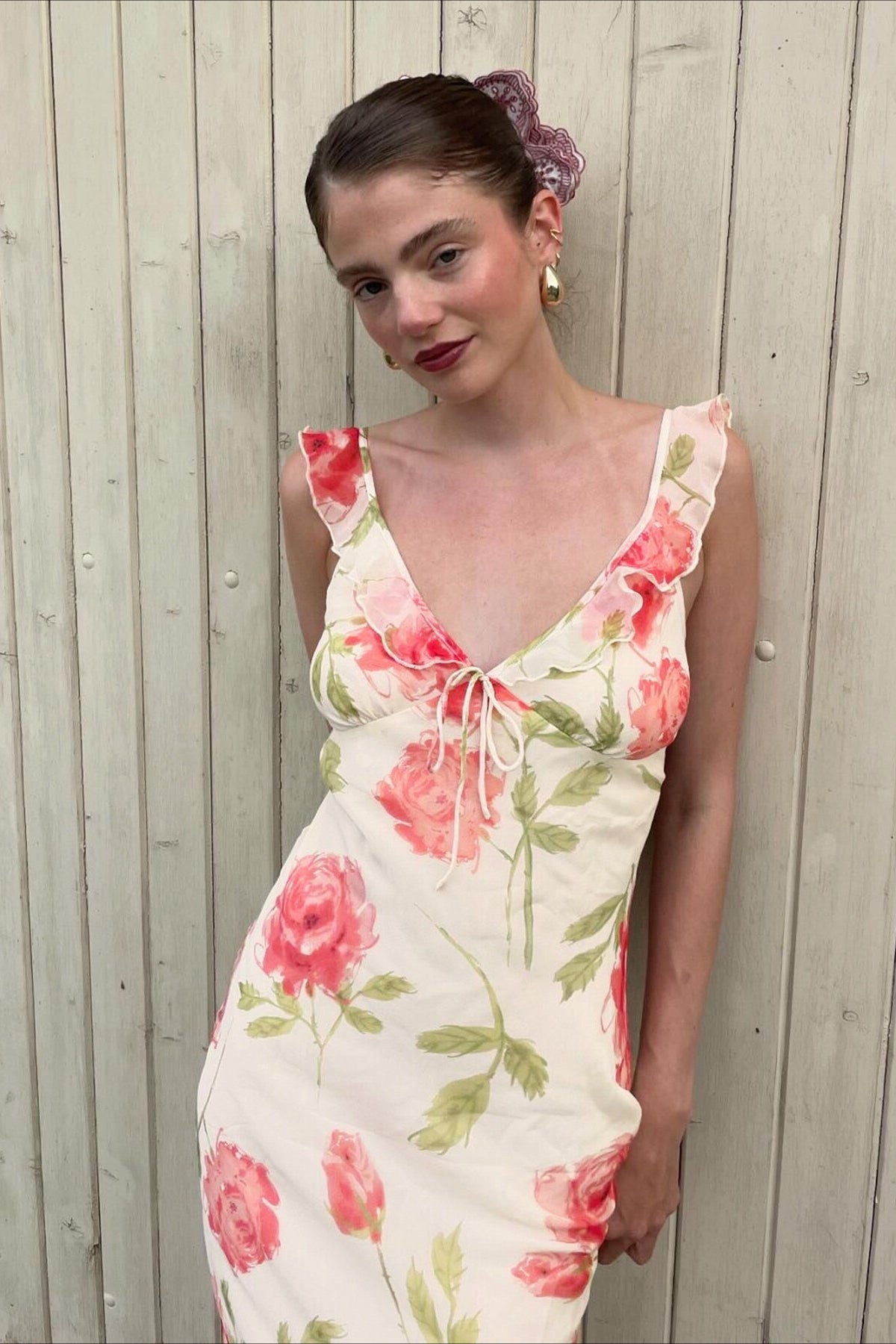 Open Back Pearl Bow Fitted Floral Dress