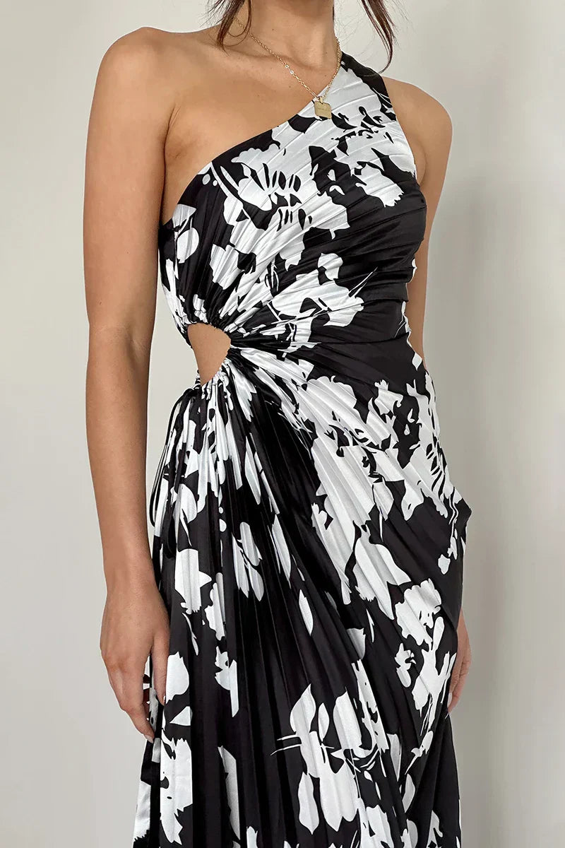 Yolanda Statement Maxi Dress Black/white Floral Occasion Edit