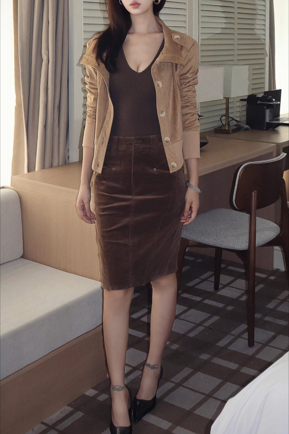 Classic Two-Tone Suede Slim Cropped Jacket