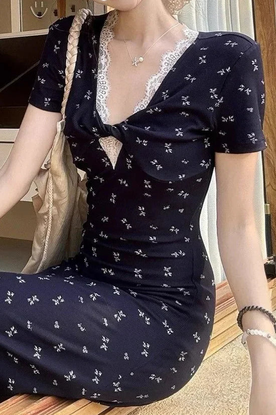 V - neck Waist - cinching Slim Floral Dress