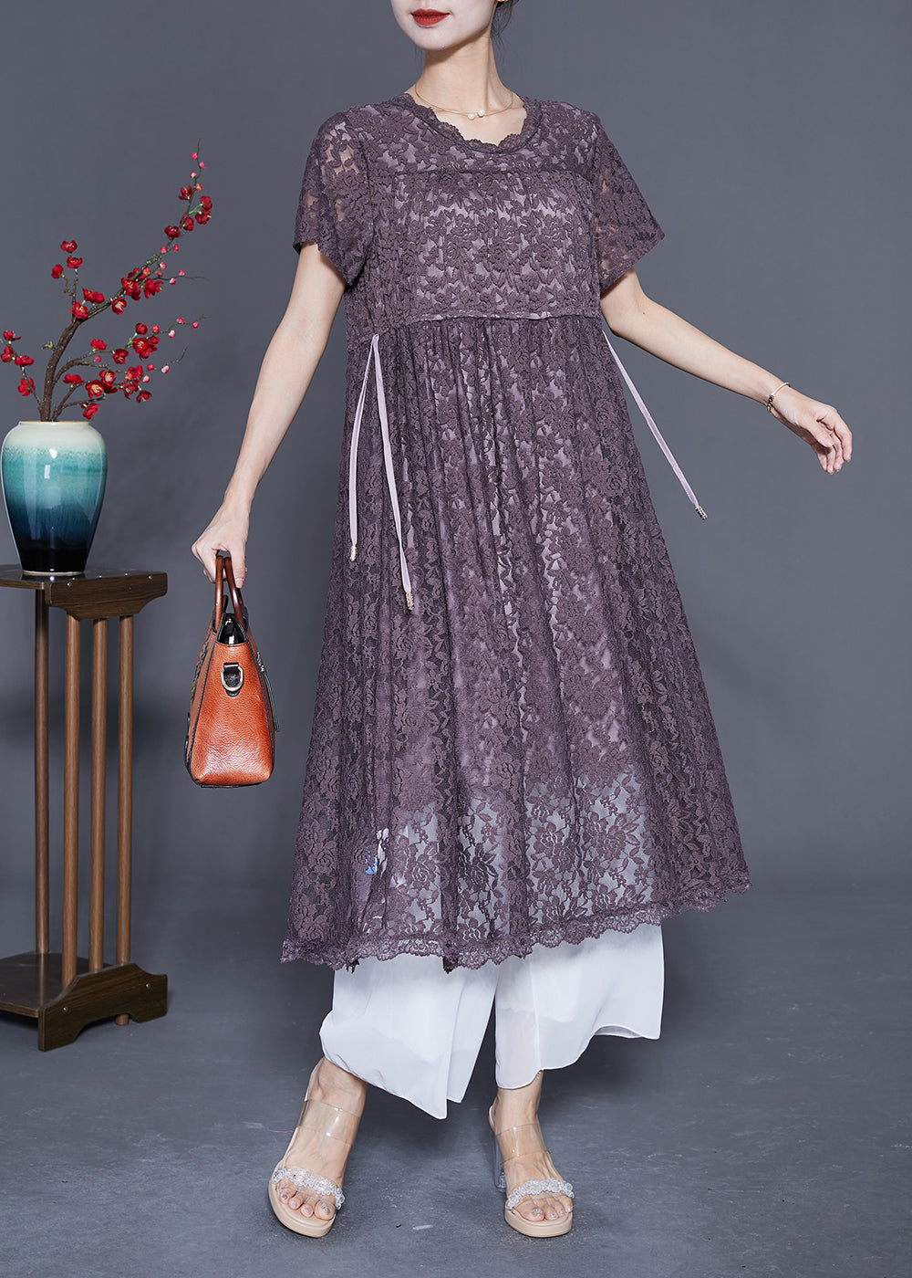 Well Tailored Dress with a Graceful Silhouette