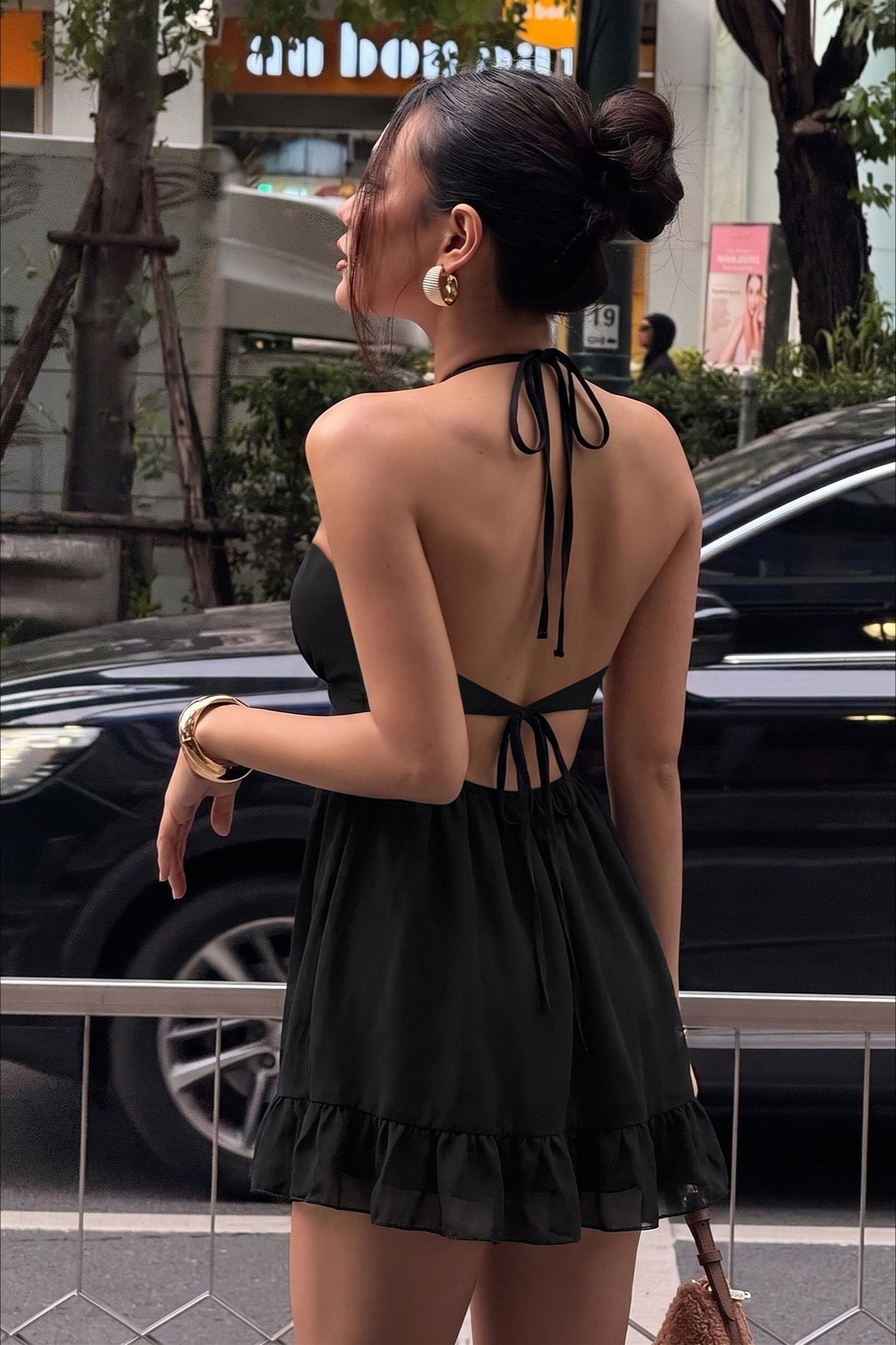 Minimalist Backless Curve Slip Dress