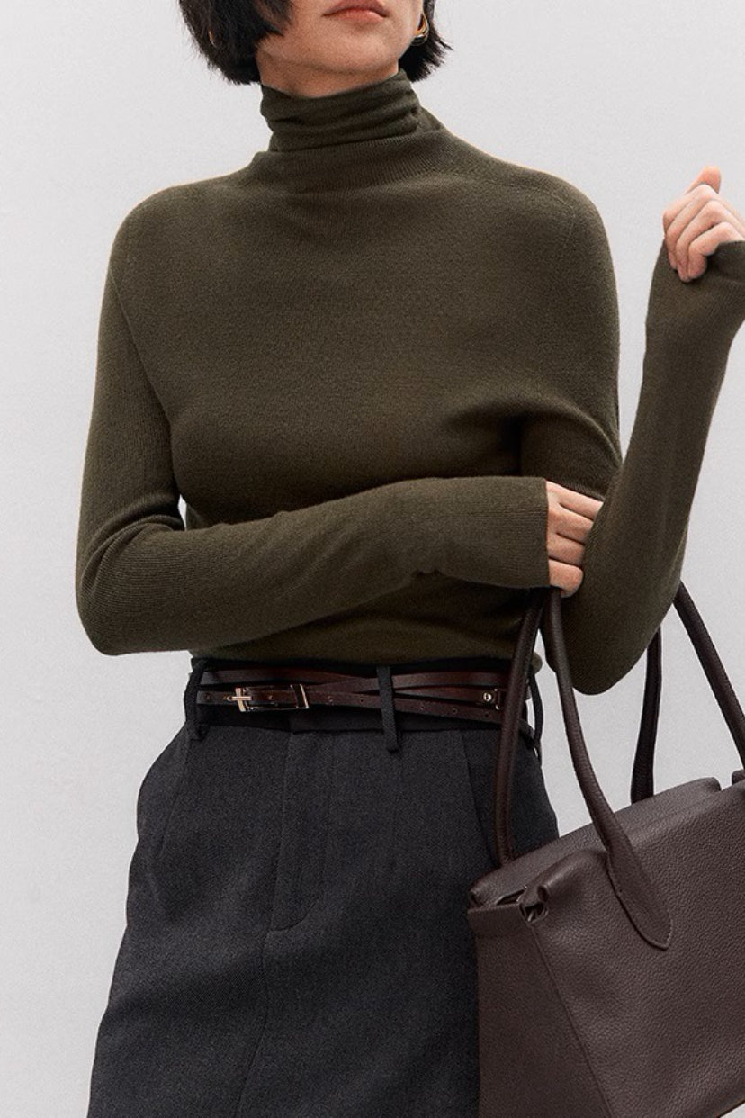 Soft Wool High Neck Fitted Base Layer